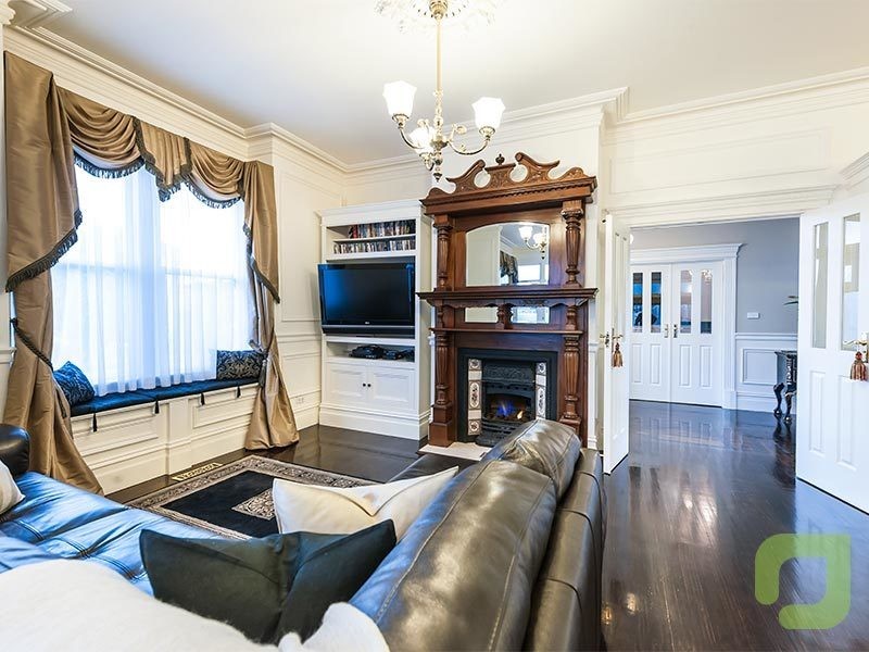 6 Oberon Way, Newport VIC 3015