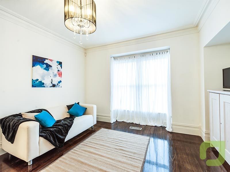 6 Oberon Way, Newport VIC 3015