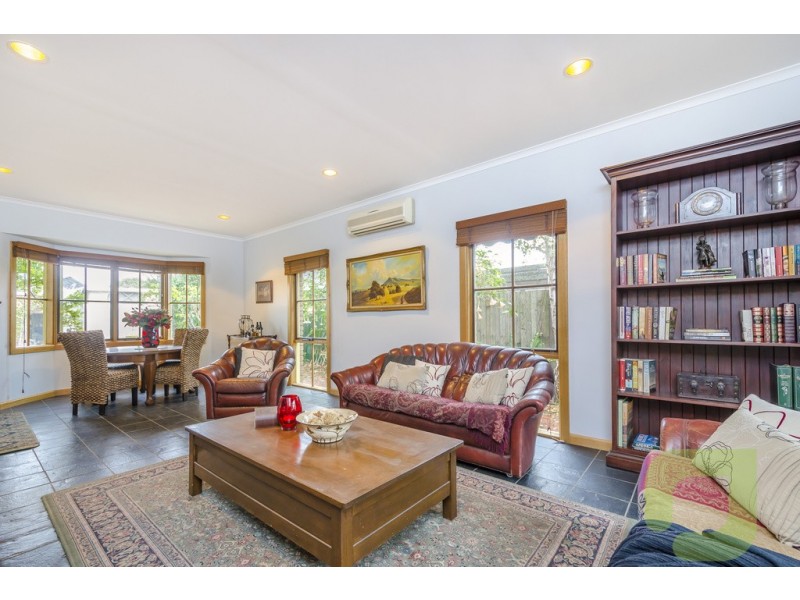 33 Romawi Street, Altona VIC 3018