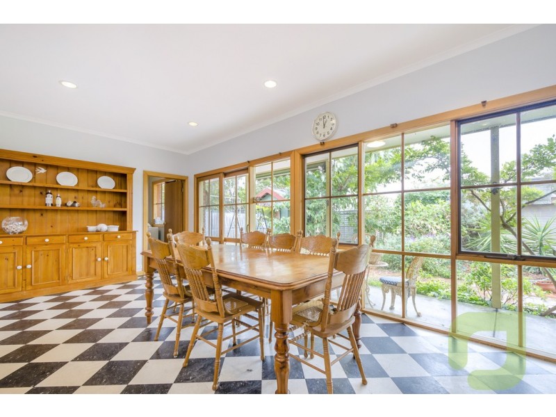 33 Romawi Street, Altona VIC 3018