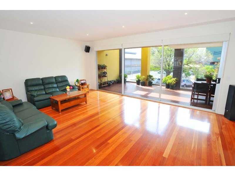 75 Nelson Place, Williamstown VIC 3016