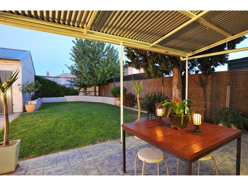 22 Maddock Street, Footscray VIC 3011