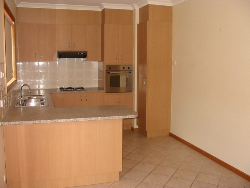 3/122 The Avenue, Spotswood VIC 3015