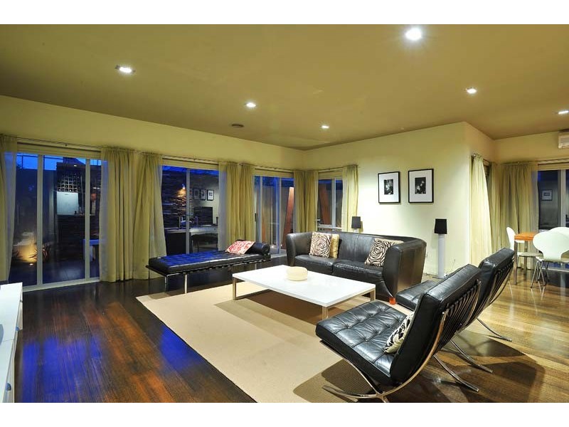 92 Oxford Street, Newport VIC 3015