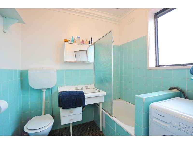 14/42 Percy Street, Newport VIC 3015