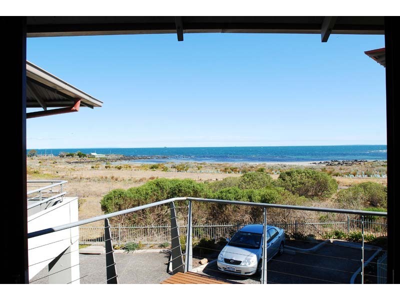 10 Waters Edge, Williamstown VIC 3016