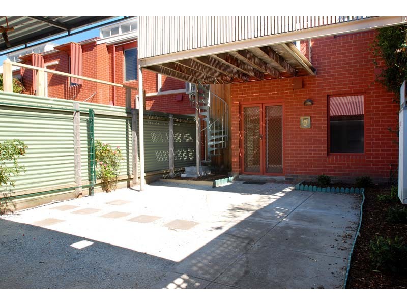 10 Waters Edge, Williamstown VIC 3016