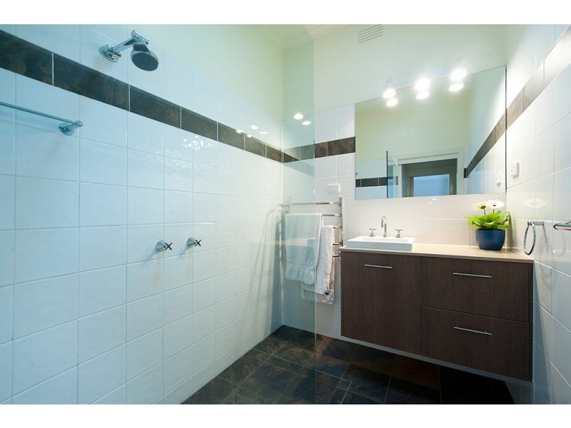 59 Challis Street, Newport VIC 3015