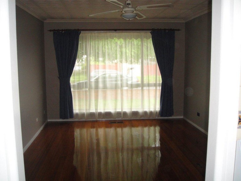 1/25 Bradley Street, Newport VIC 3015