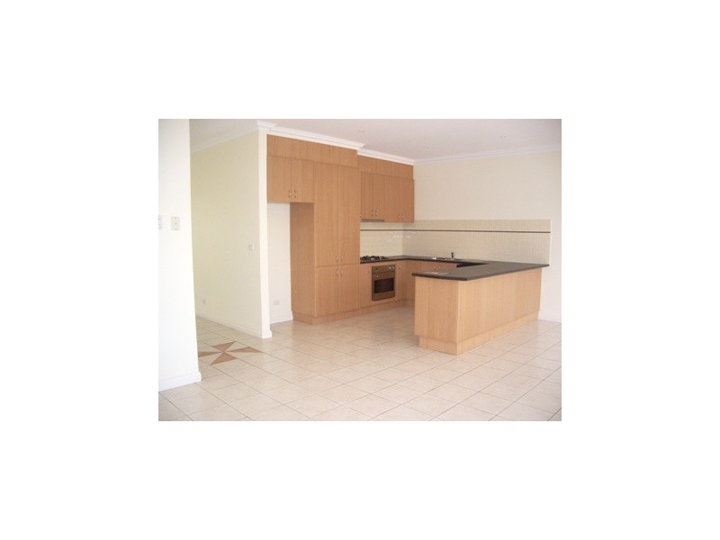 19 Kingham Street, Newport VIC 3015