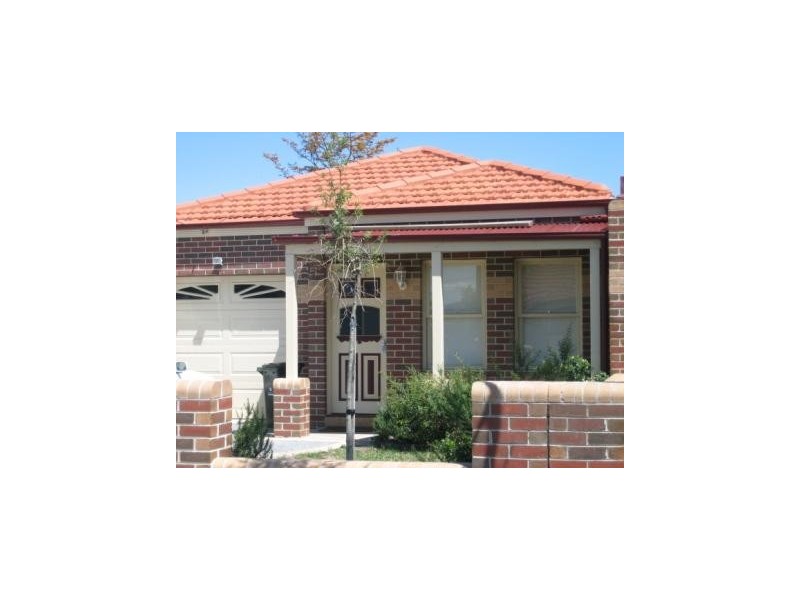 9 Angus Avenue, Altona North VIC 3025