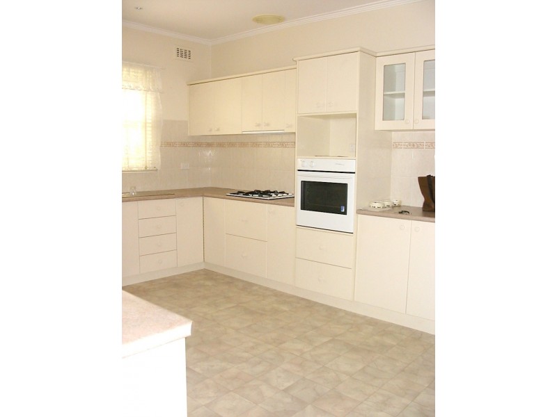 76 Drew Street, Yarraville VIC 3013