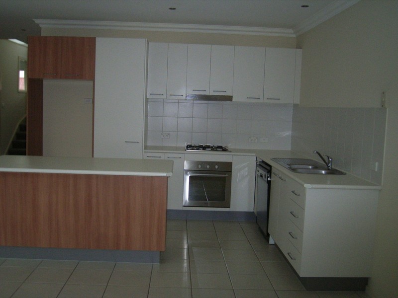 2 Portland Place, Roxburgh Park VIC 3064