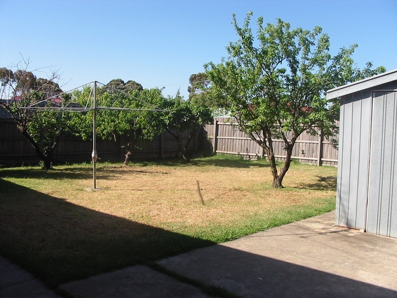 22 Ransom Avenue, Altona VIC 3018