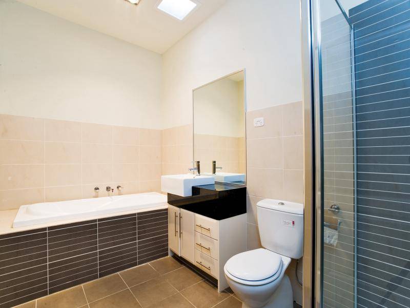 13 Magazine Way, Edgewater, Maribyrnong VIC 3032