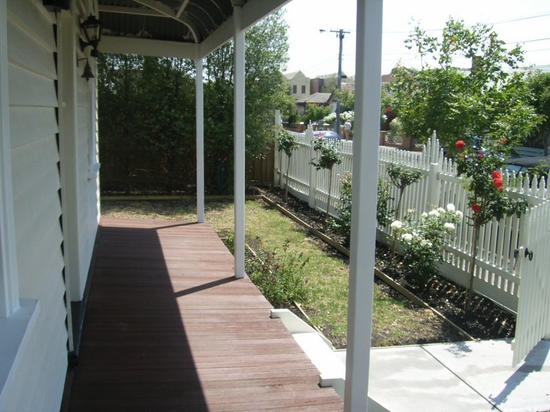 9 Park Street, Footscray VIC 3011