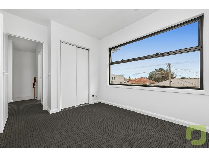 1/21 Mahon Avenue, Altona North VIC 3025