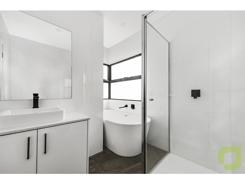 1/21 Mahon Avenue, Altona North VIC 3025