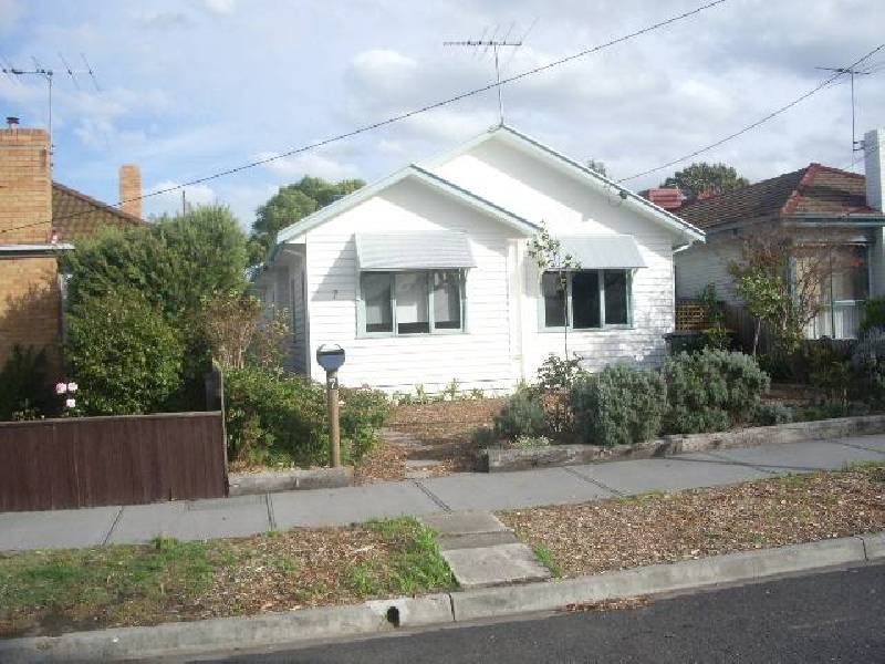 7 Hobson Street, Newport VIC 3015