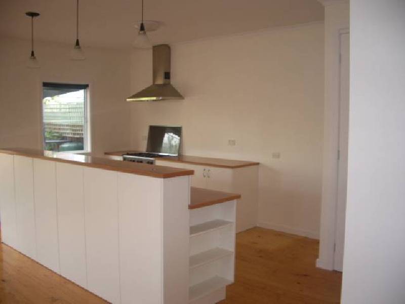 7 Hobson Street, Newport VIC 3015