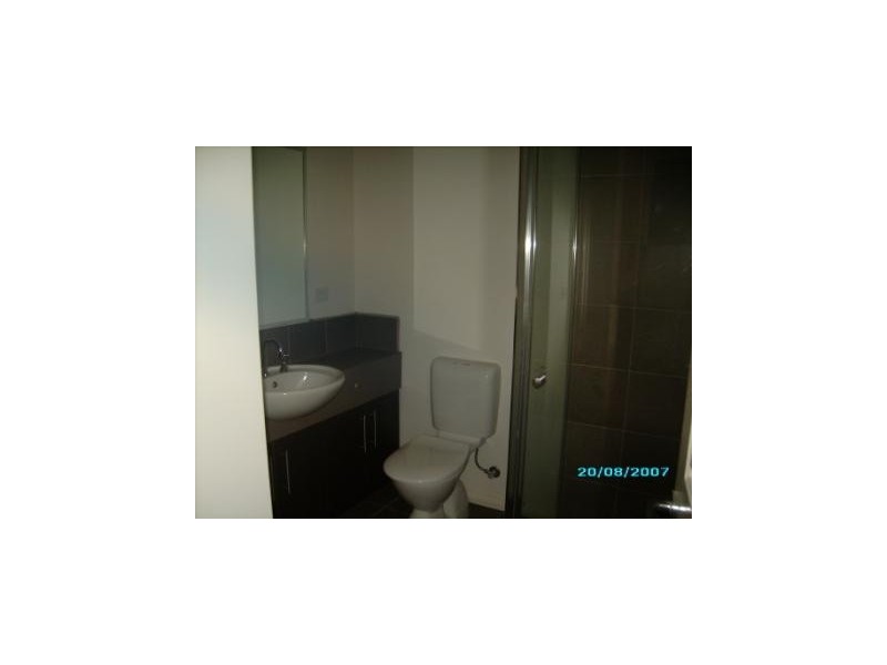 2/15 Carmen Street, Newport VIC 3015