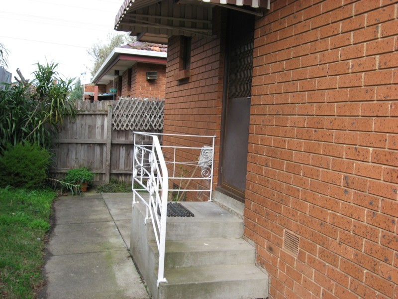 2/67 Challis Street, Newport VIC 3015