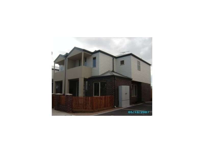 8/222 Mason Street, Newport VIC 3015