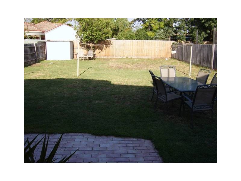 18 Andrews Street, Spotswood VIC 3015