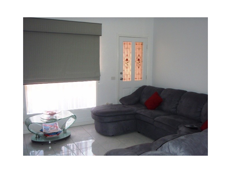 2/34 Lyons Street, Maidstone VIC 3012