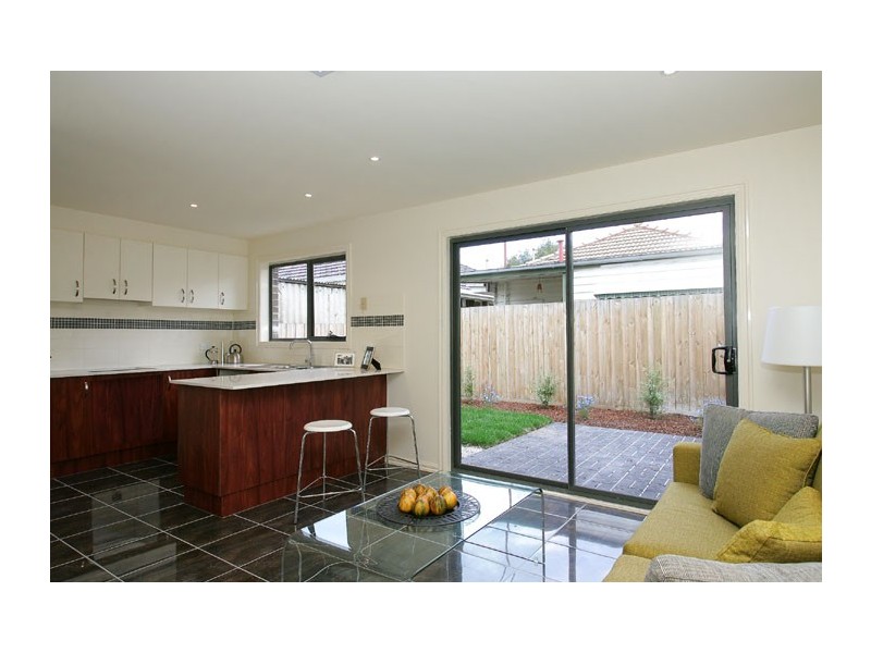 25 Howard Street, Maidstone VIC 3012