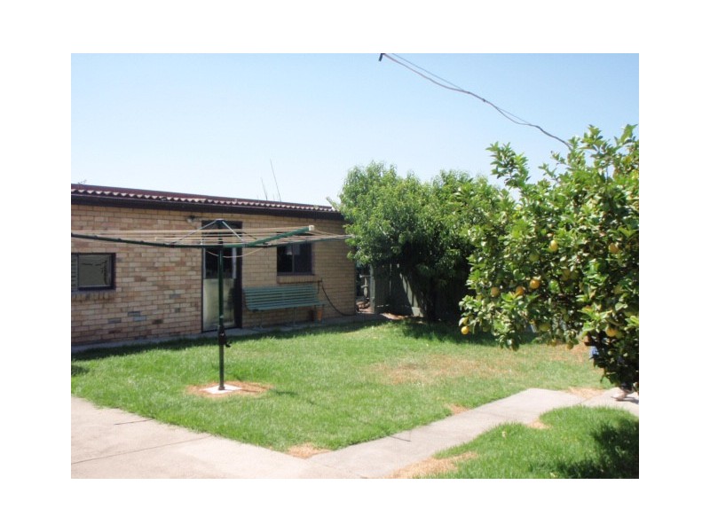 23  Corrigan Avenue, Brooklyn VIC 3012