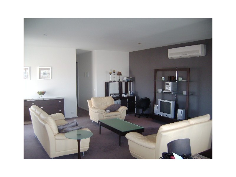 2.08/11 Cole Street, Williamstown VIC 3016