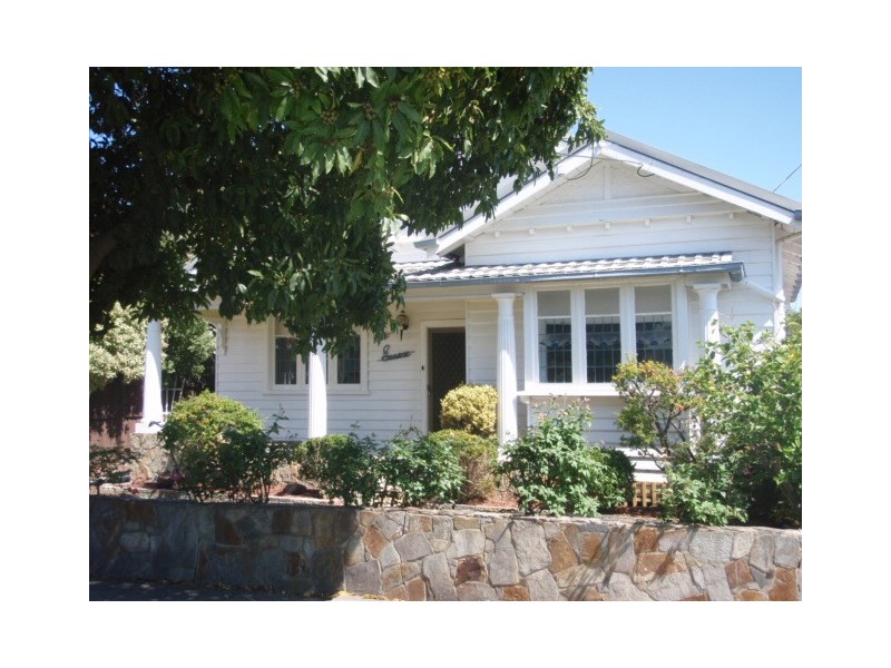 11 Howard Street, Maidstone VIC 3012