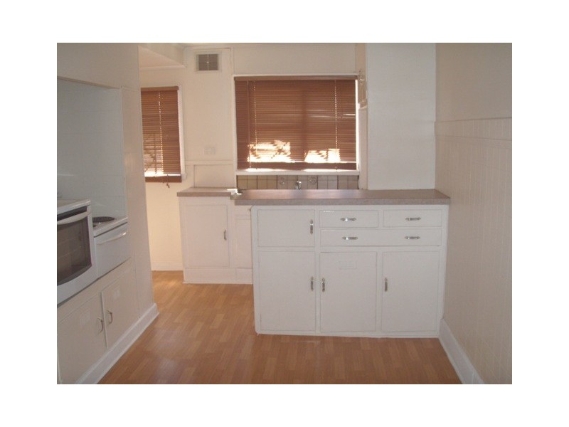 11 Howard Street, Maidstone VIC 3012