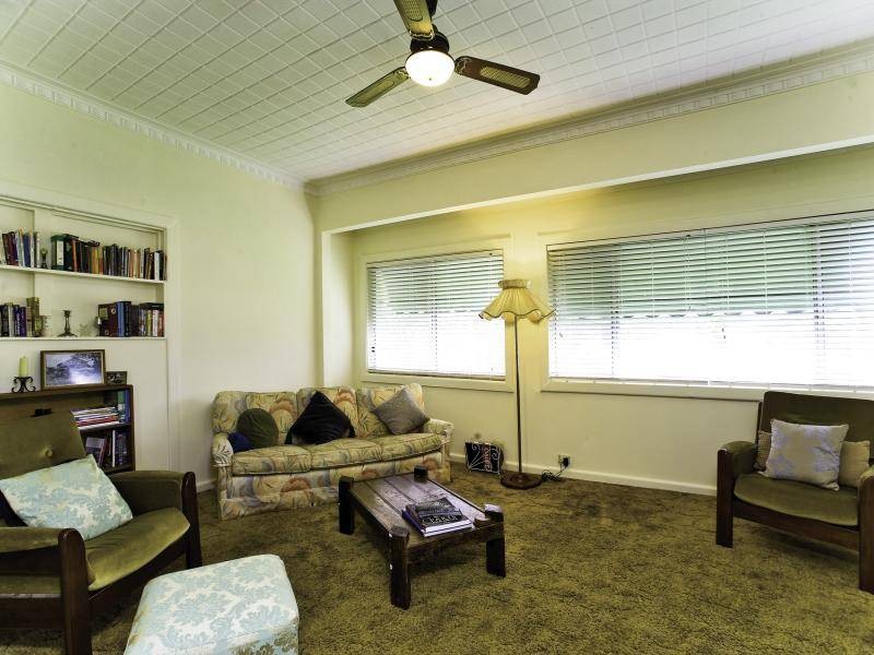 2 Sydney Street, Newport VIC 3015