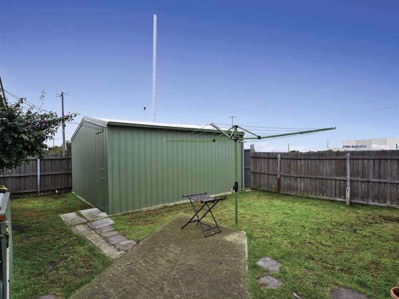 2 Sydney Street, Newport VIC 3015