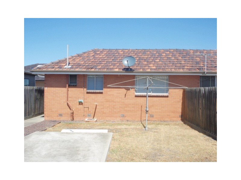 3/21  Carmen Street, Newport VIC 3015