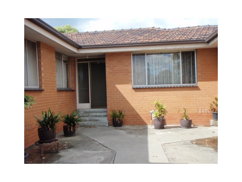 4/44  Clyde Street, Newport VIC 3015