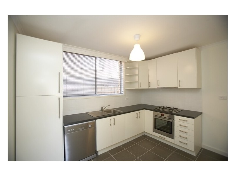 1/28 Bishop Street, Kingsville VIC 3012