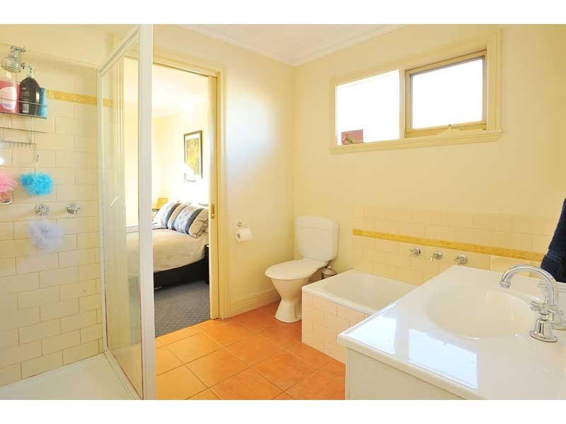 3 Jeffrey Avenue, Altona North VIC 3025