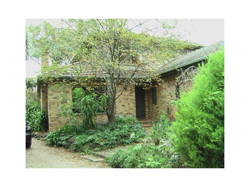 37 Lincoln Road, Croydon VIC 3136