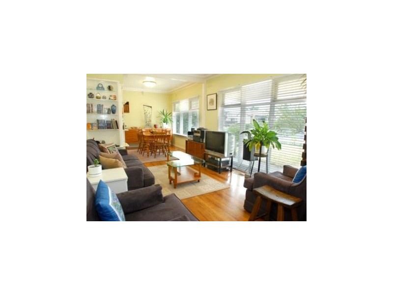 No 207 Woods Street, Newport VIC 3015