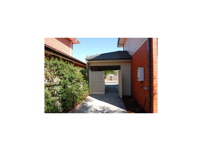 128A Seventh Avenue, Altona North VIC 3025