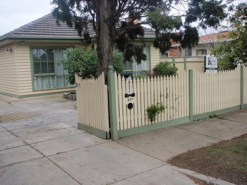 211A Blackshaws Road, Newport VIC 3015