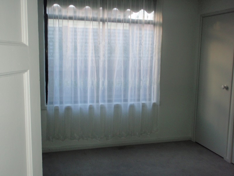 No 6 Revo Street, Newport VIC 3015