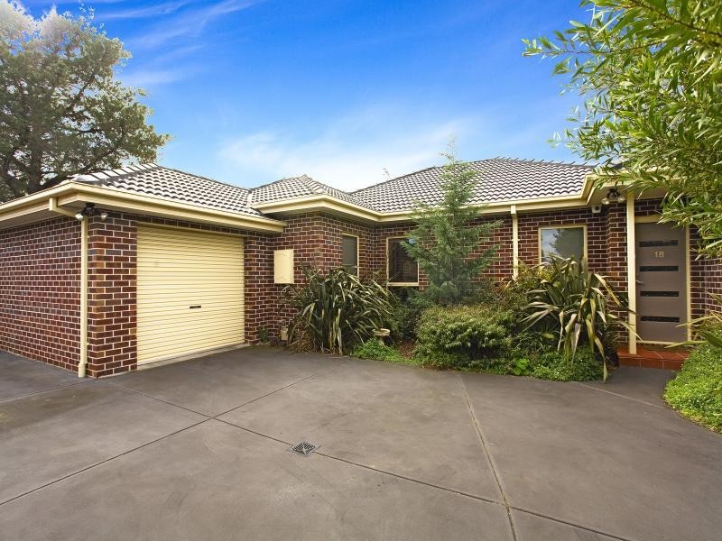 18 Laurie Street, Newport VIC 3015