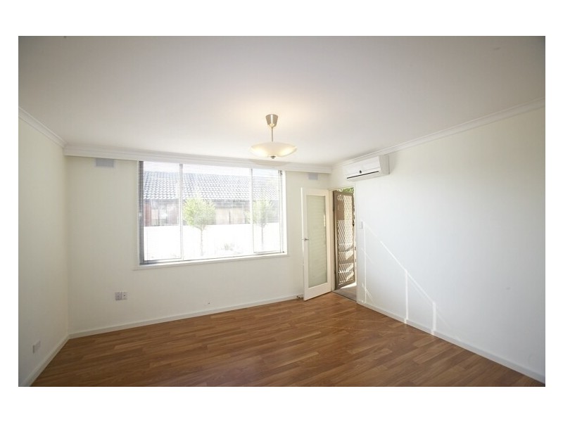 Unit 1 28 Bishhop Street, Kingsville VIC 3012