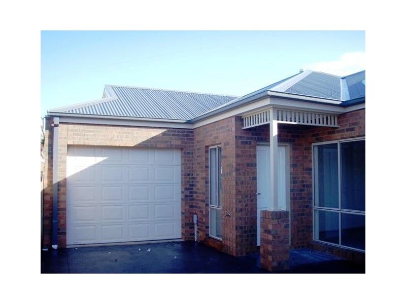 3/21 Basil Street, Newport VIC 3015