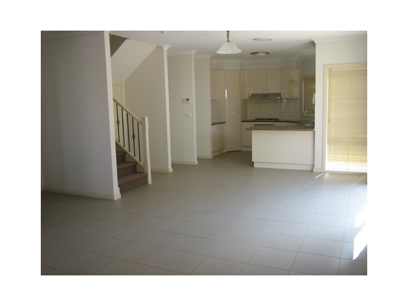 16 May Street, Newport VIC 3015