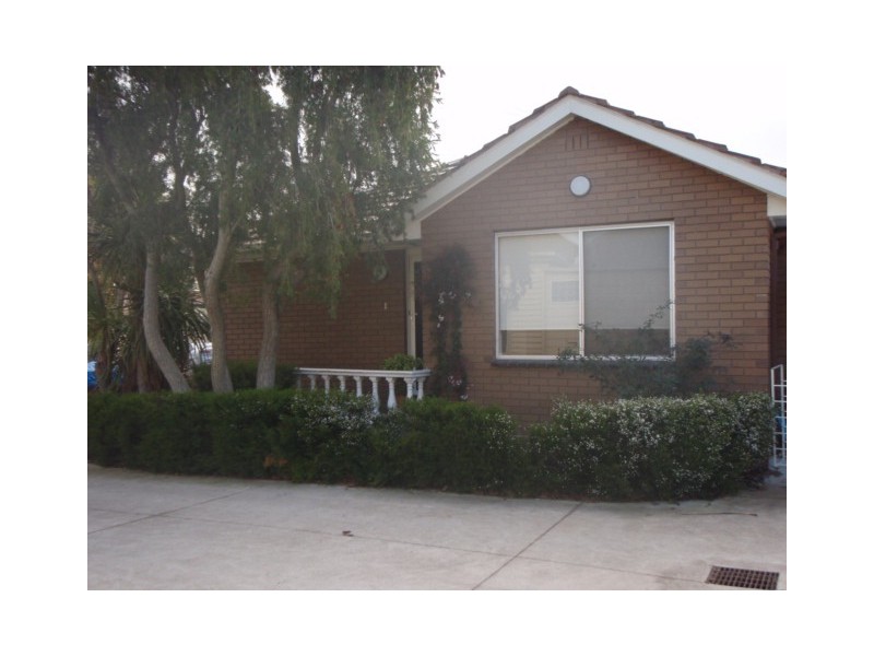 1/111 Railway place, Williamstown VIC 3016